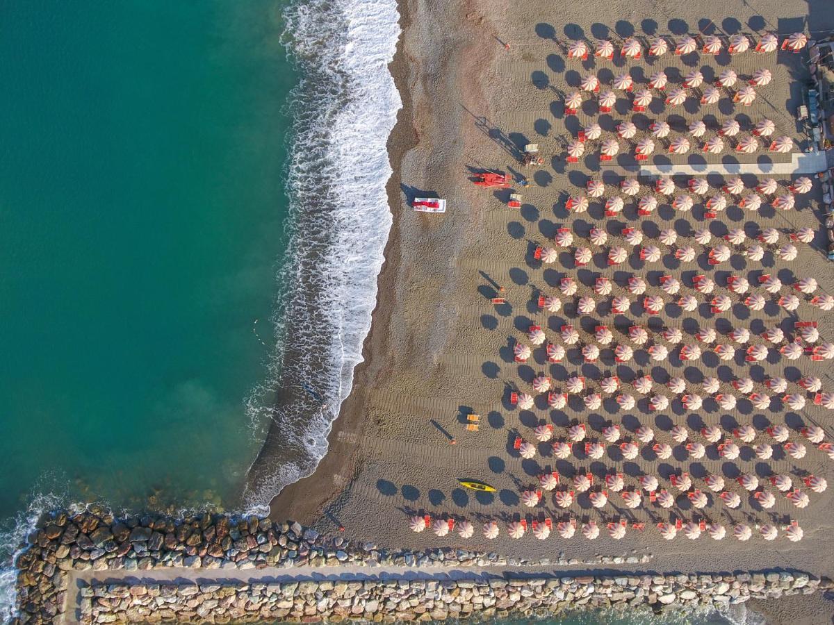 Hg Hotel Il Settebello مارينا دي سيسينا المظهر الخارجي الصورة