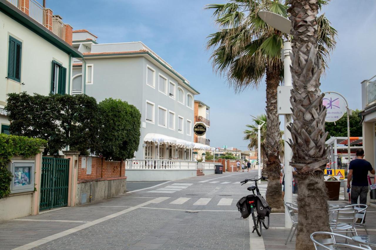 Hg Hotel Il Settebello مارينا دي سيسينا المظهر الخارجي الصورة