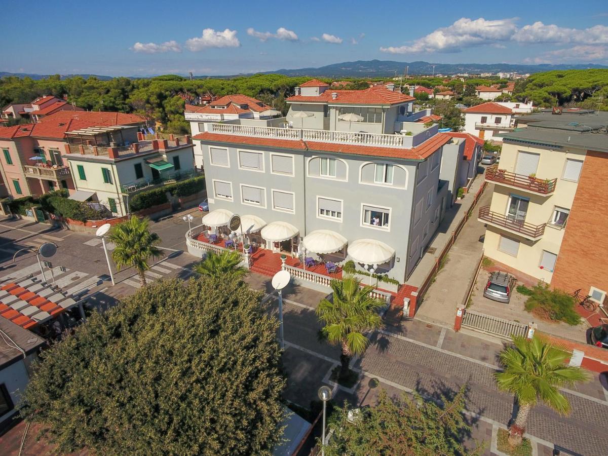 Hg Hotel Il Settebello مارينا دي سيسينا المظهر الخارجي الصورة