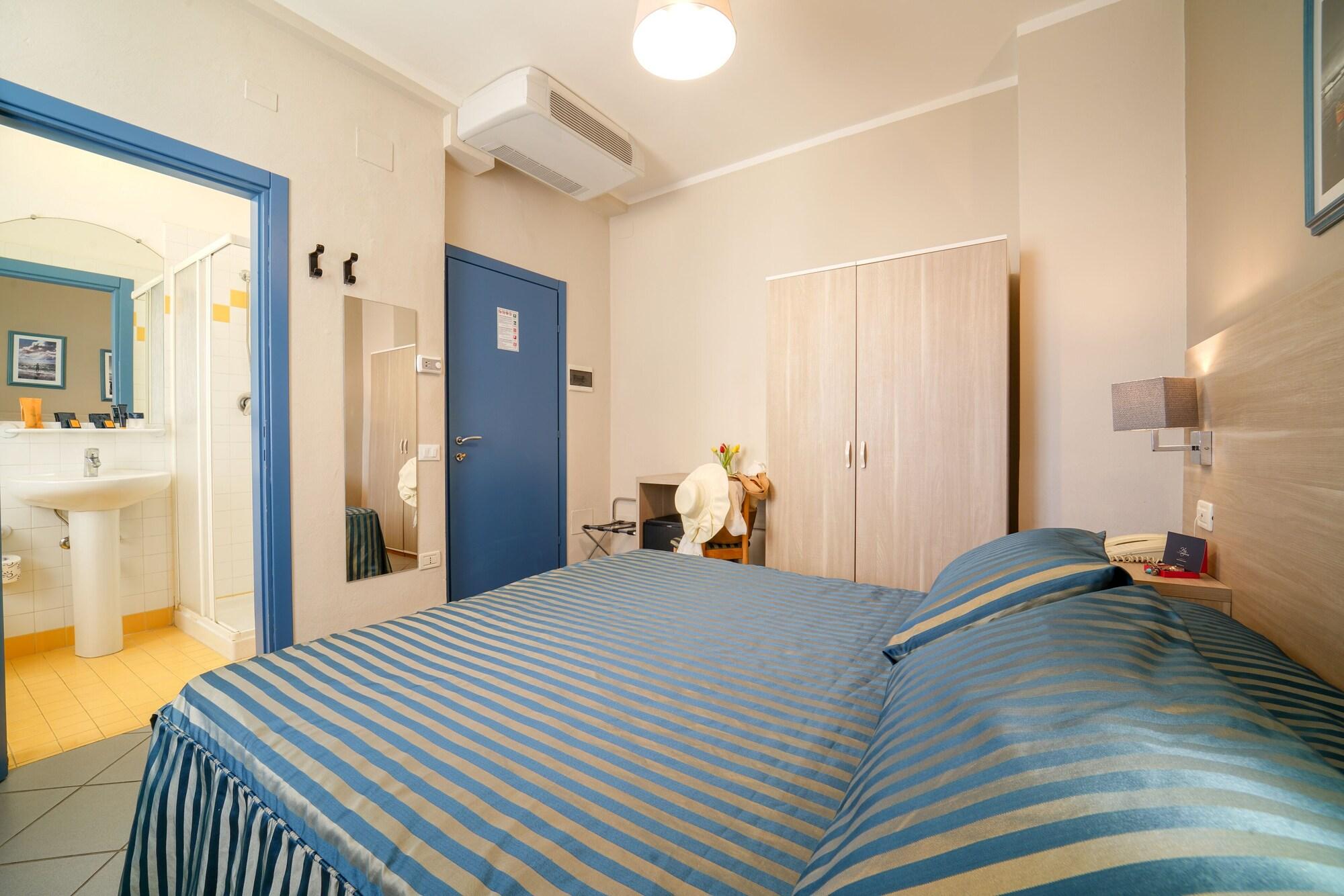 Hg Hotel Il Settebello مارينا دي سيسينا المظهر الخارجي الصورة